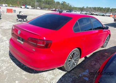 2016 Volkswagen Jetta 1.8T Sport z USA, uszkodzony, nr VIN 3VWD17AJ8GM285839